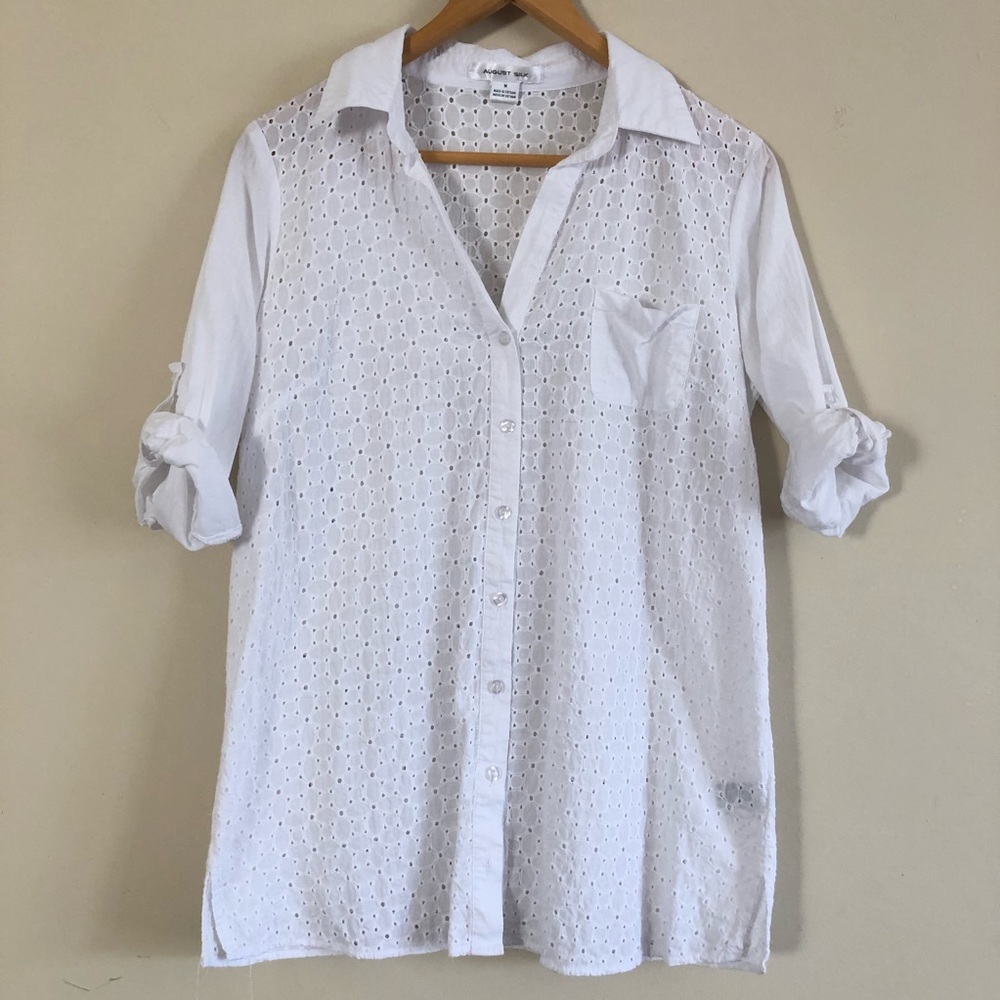 August Silk White Button Down Top Daisy Pattern M